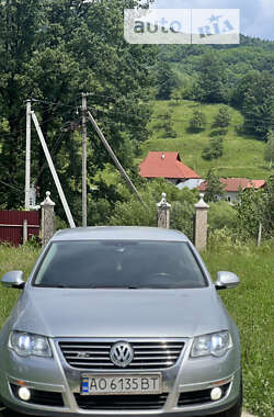 Седан Volkswagen Passat 2006 в Тячеве