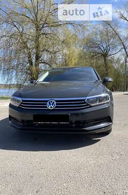 Універсал Volkswagen Passat 2018 в Бердичеві