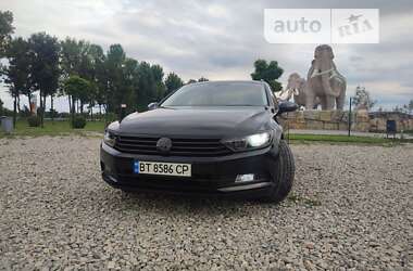 Универсал Volkswagen Passat 2015 в Ивано-Франковске