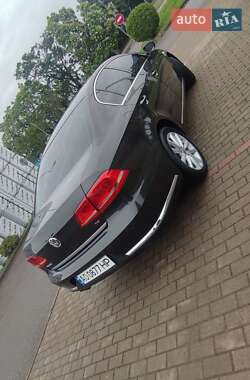 Седан Volkswagen Passat 2011 в Виноградове