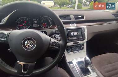 Седан Volkswagen Passat 2011 в Виноградове