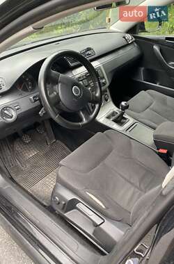 Универсал Volkswagen Passat 2006 в Полонном