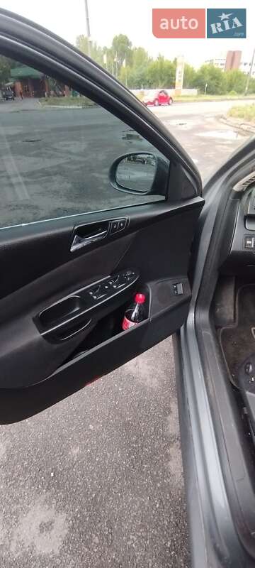 Седан Volkswagen Passat 2007 в Смеле