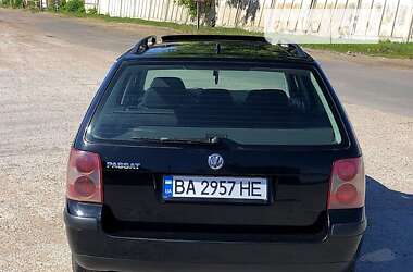 Универсал Volkswagen Passat 2001 в Добровеличковке