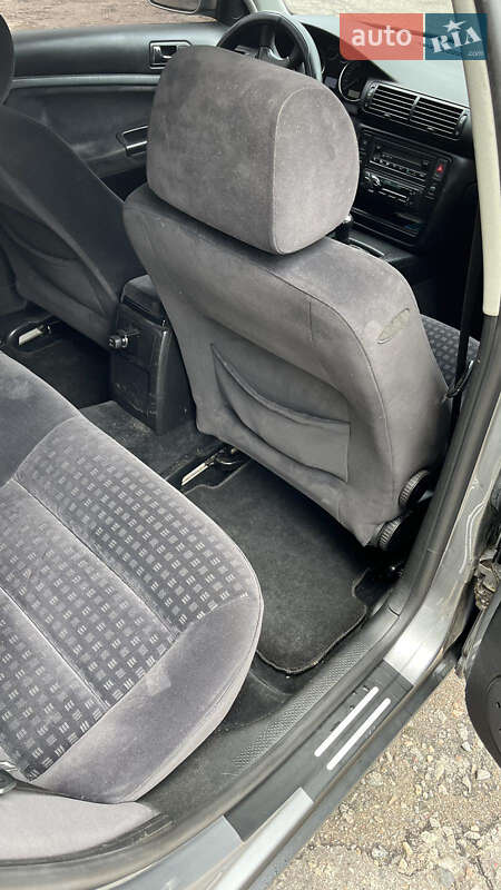 Седан Volkswagen Passat 2003 в Краматорске