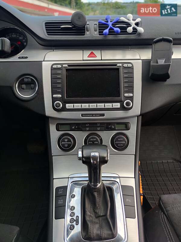 Универсал Volkswagen Passat 2007 в Киеве