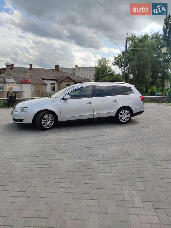 Универсал Volkswagen Passat 2007 в Киеве