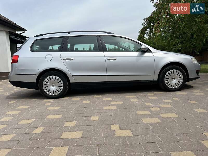 Універсал Volkswagen Passat 2008 в Бродах