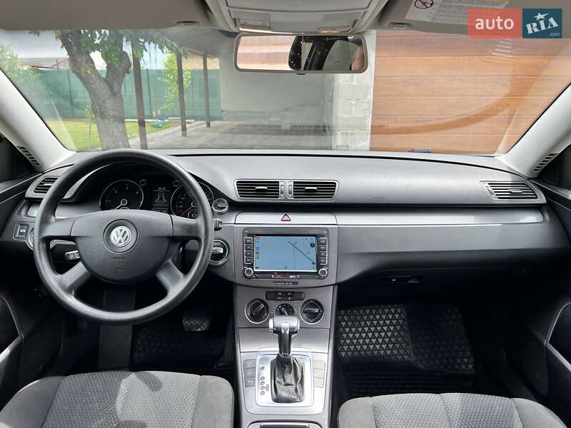 Універсал Volkswagen Passat 2008 в Бродах