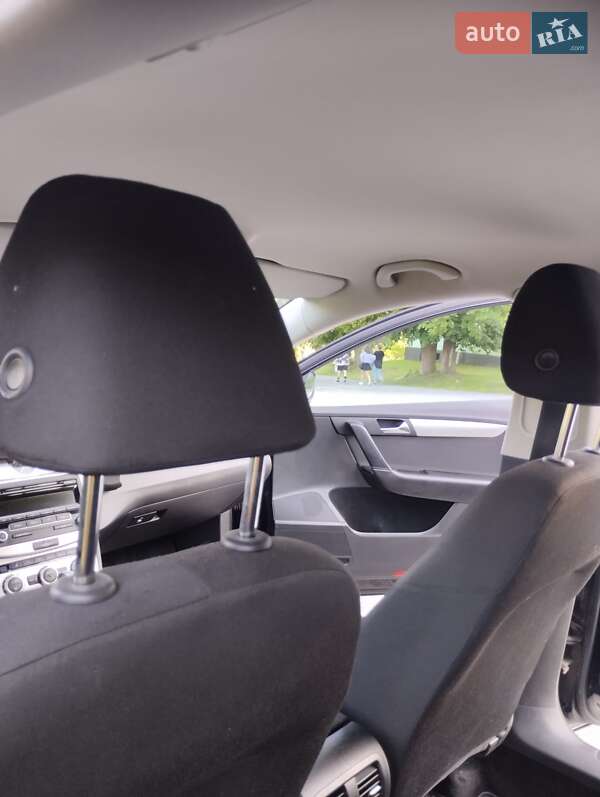 Универсал Volkswagen Passat 2014 в Звягеле