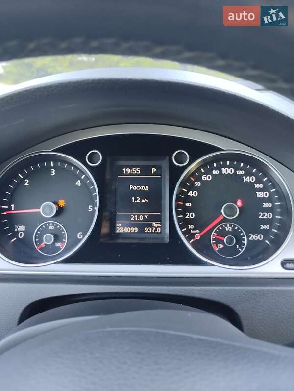 Универсал Volkswagen Passat 2014 в Звягеле