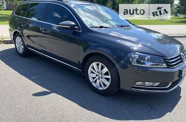 Универсал Volkswagen Passat 2013 в Чернигове