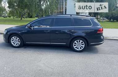 Универсал Volkswagen Passat 2013 в Чернигове