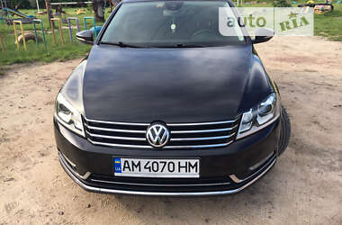 Универсал Volkswagen Passat 2013 в Житомире