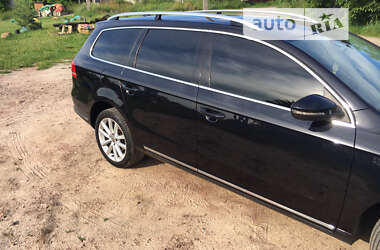 Универсал Volkswagen Passat 2013 в Житомире