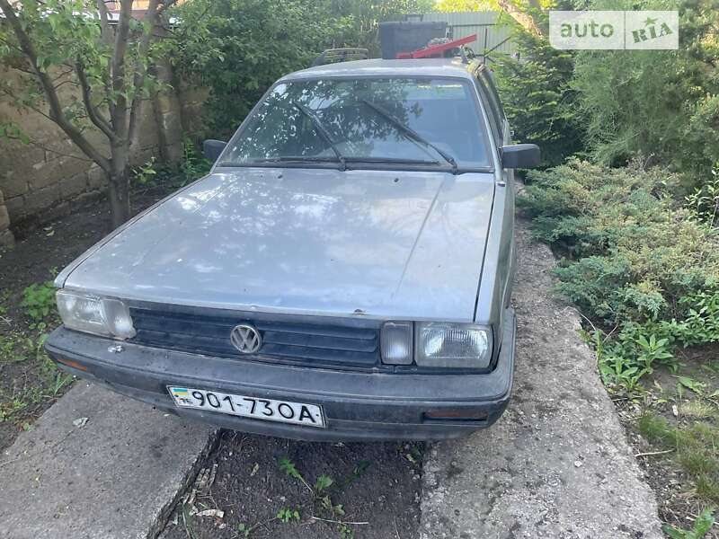 Универсал Volkswagen Passat 1987 в Одессе