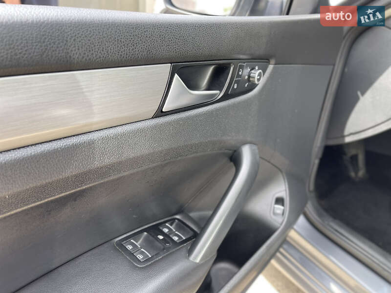 Седан Volkswagen Passat 2013 в Львове