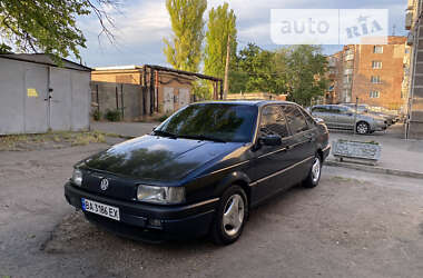 Седан Volkswagen Passat 1991 в Кропивницком