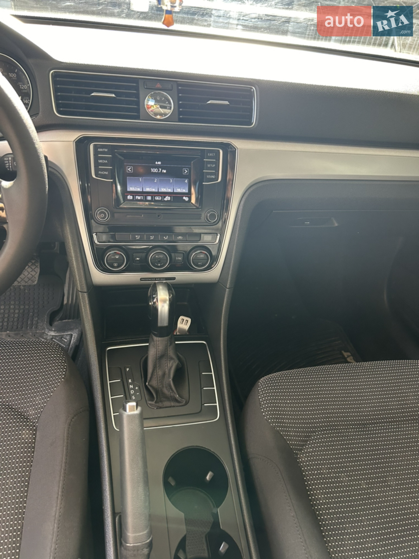 2015 Volkswagen Passat - мініатюра 8