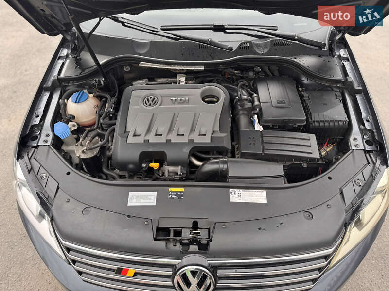 Универсал Volkswagen Passat 2014 в Житомире