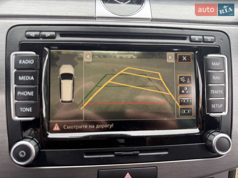 Универсал Volkswagen Passat 2014 в Житомире