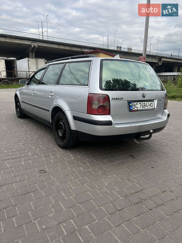 Універсал Volkswagen Passat 2001 в Львові