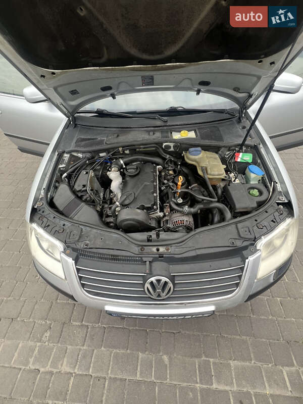 Універсал Volkswagen Passat 2001 в Львові