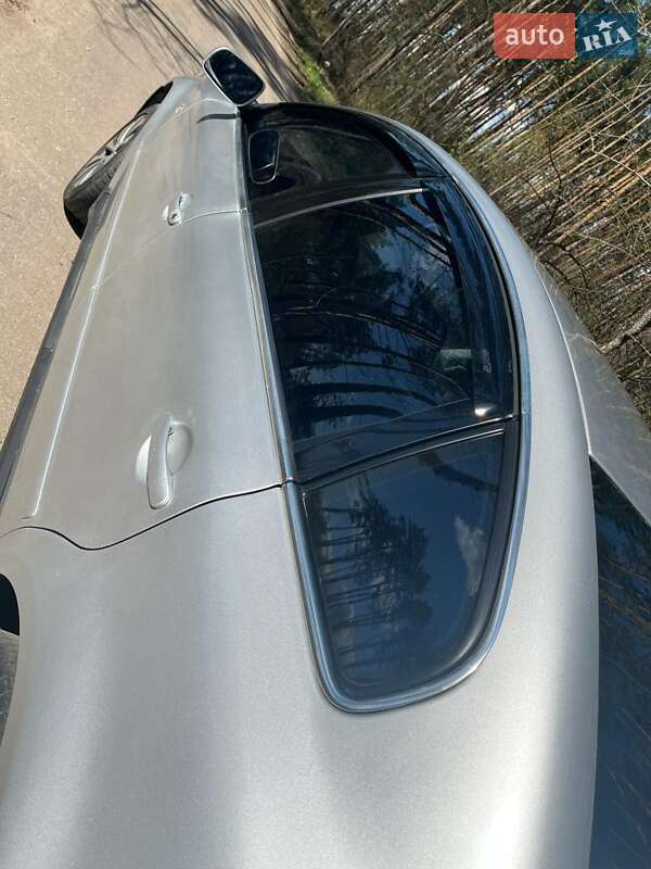 Седан Volkswagen Passat 2001 в Киеве