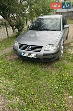 Седан Volkswagen Passat 2001 в 