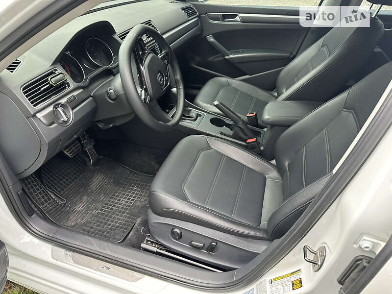 Седан Volkswagen Passat 2016 в Обухове