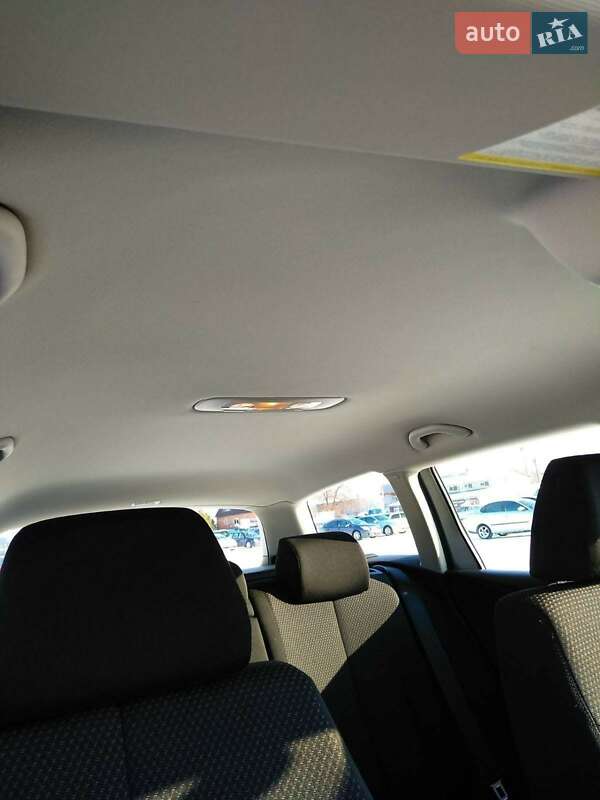 Универсал Volkswagen Passat 2009 в Харькове