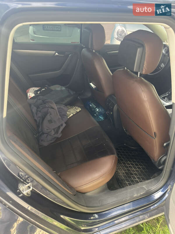 Универсал Volkswagen Passat 2013 в Тернополе