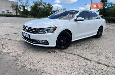 Седан Volkswagen Passat 2017 в Кривом Роге