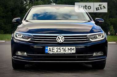 Седан Volkswagen Passat 2017 в Жовтих Водах