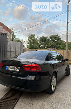 Седан Volkswagen Passat 2013 в Николаеве