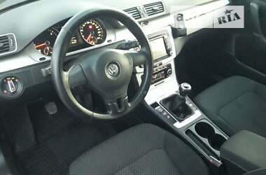 Універсал Volkswagen Passat 2011 в Хмельницькому