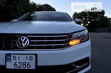 Седан Volkswagen Passat 2018 в Полтаве