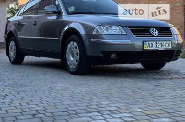 Седан Volkswagen Passat 2005 в Полтаве