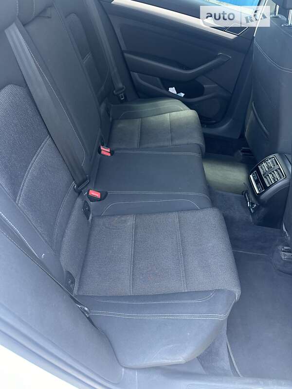 Универсал Volkswagen Passat 2016 в Полтаве