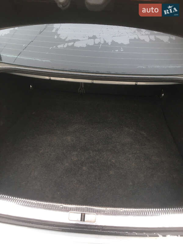 Седан Volkswagen Passat 2004 в Косові