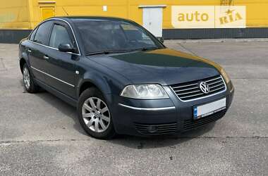 Седан Volkswagen Passat 2002 в Кропивницком