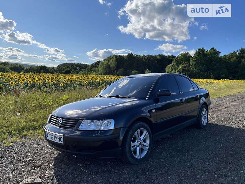 Седан Volkswagen Passat 1999 в Делятині