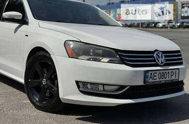 Седан Volkswagen Passat 2015 в Днепре