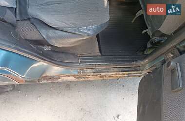 Седан Volkswagen Passat 1988 в Полтаві