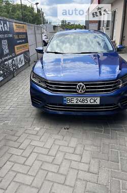 Седан Volkswagen Passat 2017 в Миколаєві