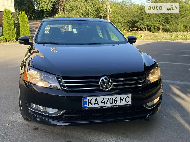 Седан Volkswagen Passat 2013 в Днепре