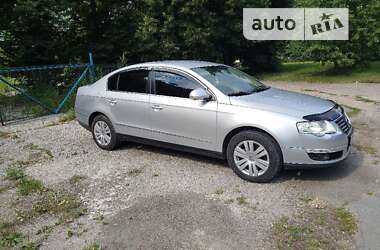 Седан Volkswagen Passat 2008 в Харкові