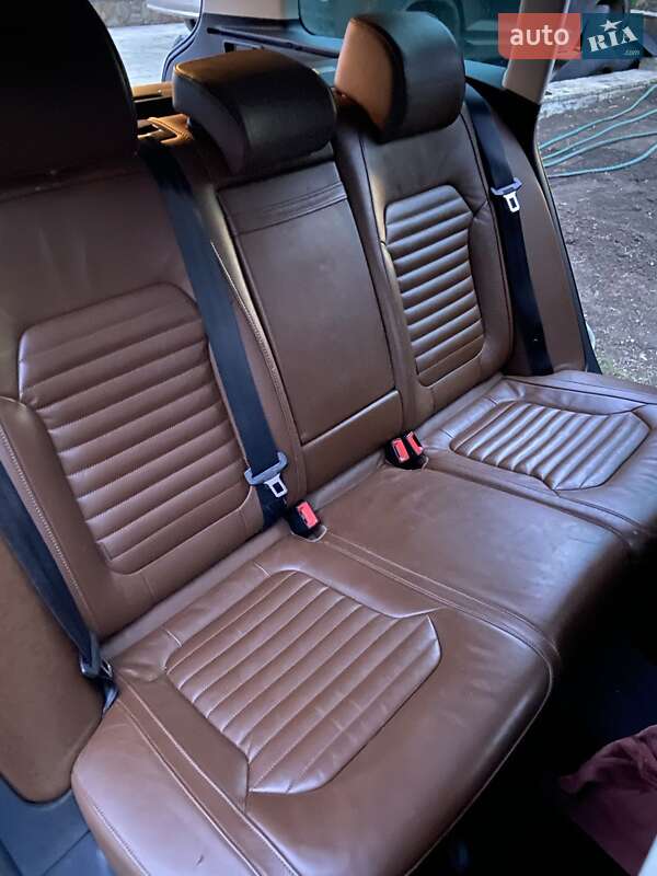 Універсал Volkswagen Passat 2011 в Кам'янець-Подільському
