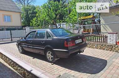 Седан Volkswagen Passat 1994 в Тернополе