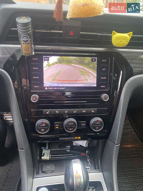 Седан Volkswagen Passat 2020 в Житомире фото 18 Седан Volkswagen Passat 2020 в Житомире